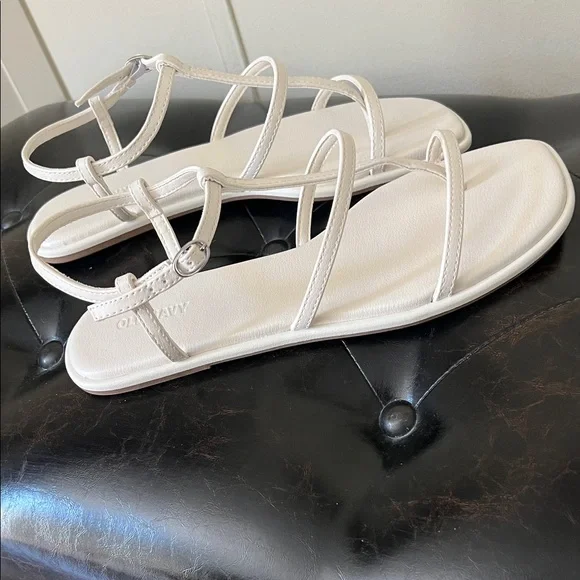 NWOT Sandals - Picture 5 of 6